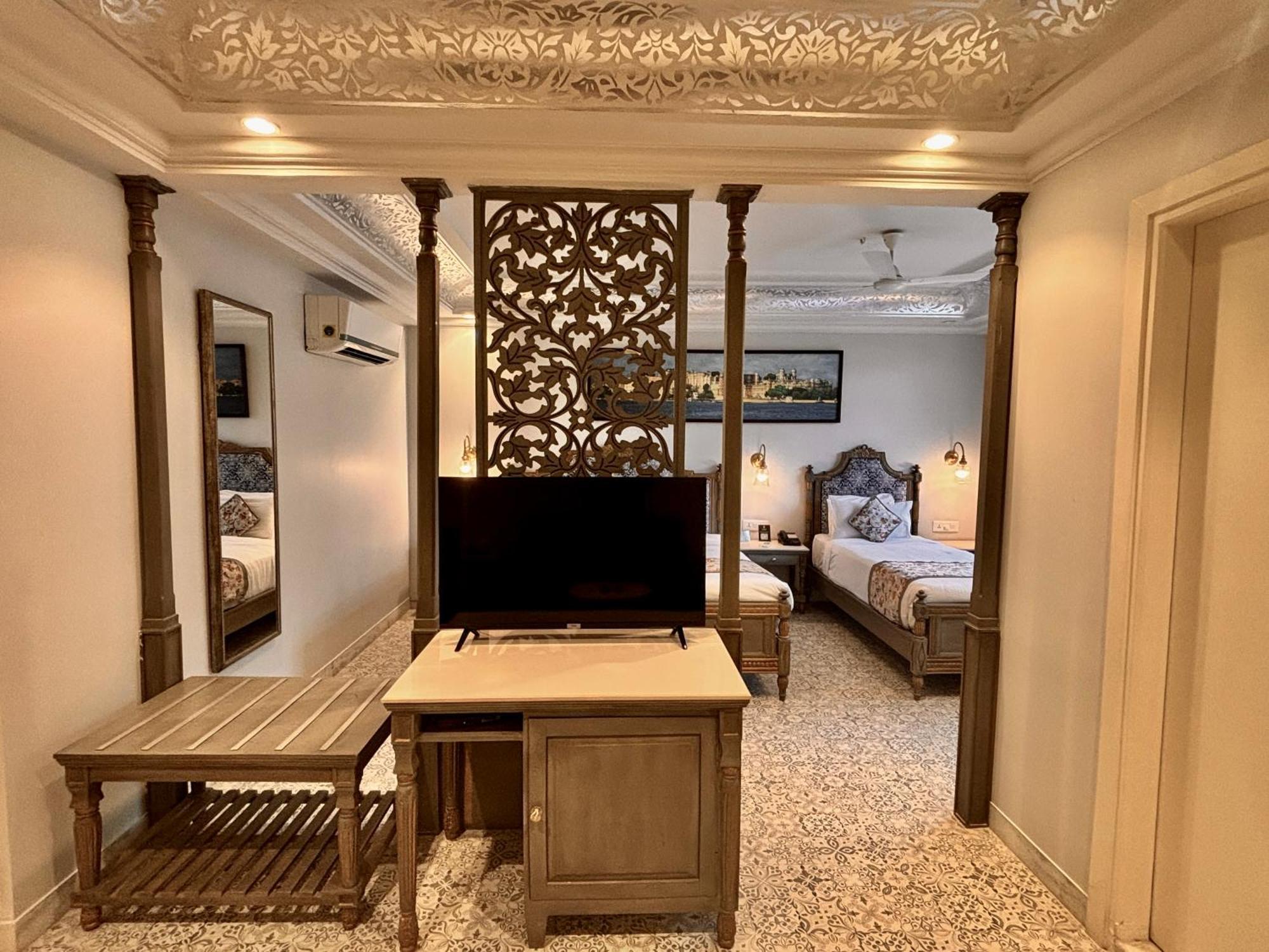 Ratnawali – A Vegetarian Heritage Hotel Jaipur Bagian luar foto