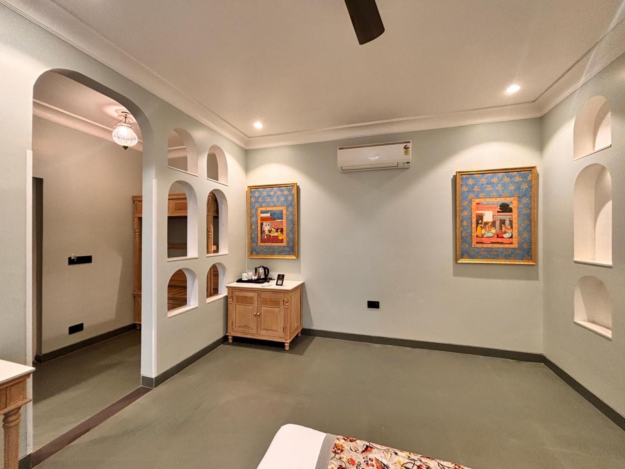 Ratnawali – A Vegetarian Heritage Hotel Jaipur Bagian luar foto