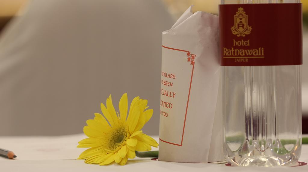 Ratnawali – A Vegetarian Heritage Hotel Jaipur Bagian luar foto