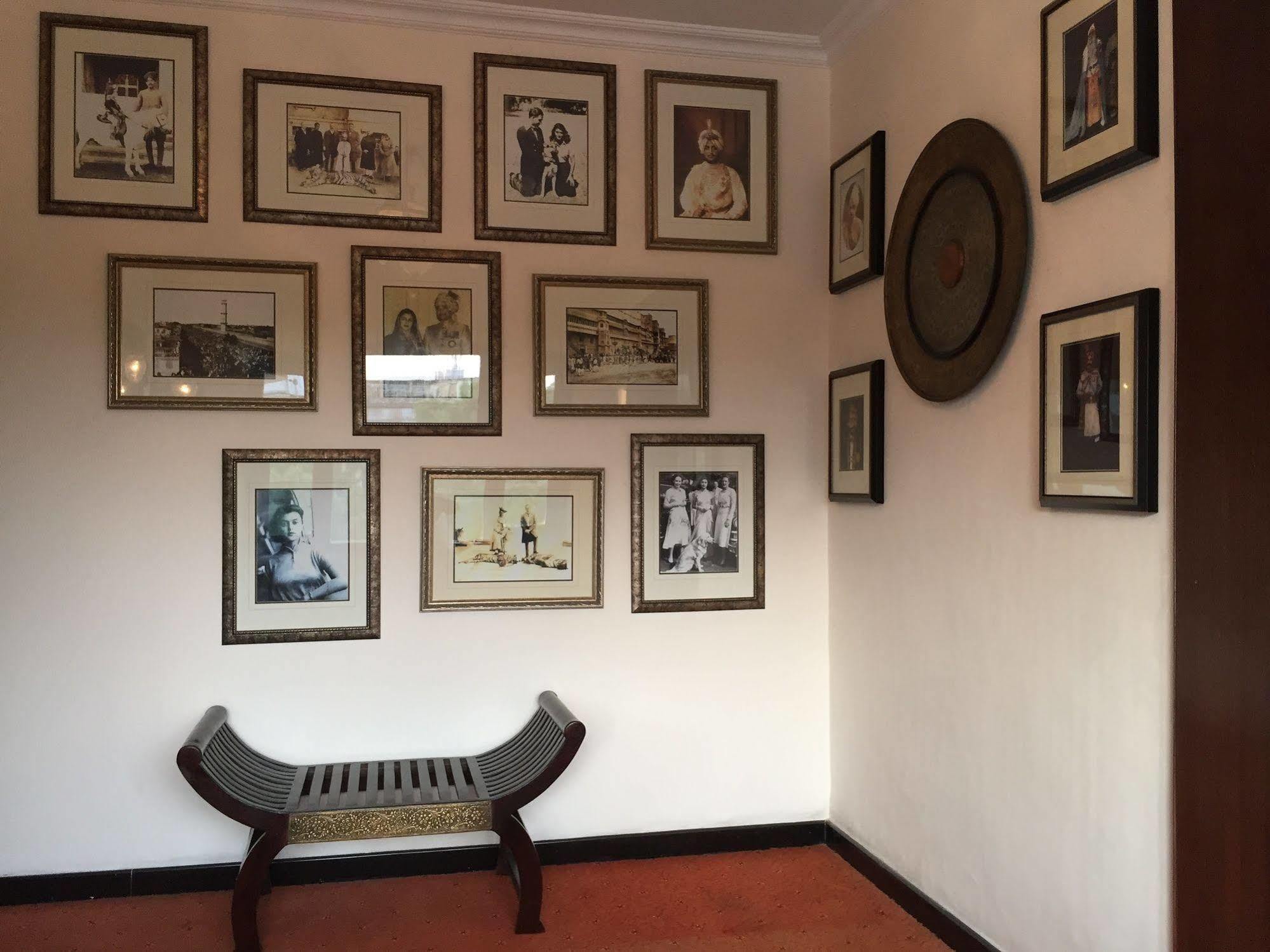 Ratnawali – A Vegetarian Heritage Hotel Jaipur Bagian luar foto